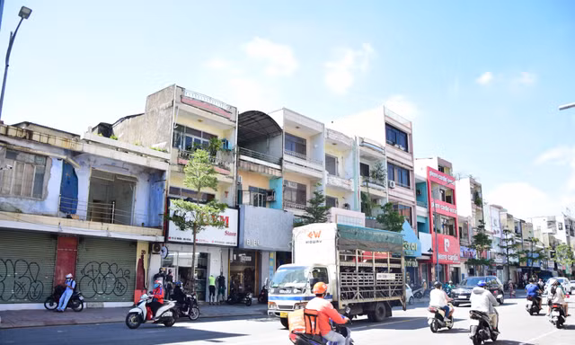 Khẩn trương bàn giao mặt bằng ở sân Chi Lăng để thi hành án đối với Phạm Công Danh