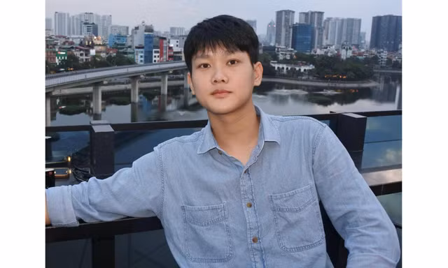 Nam sinh Ngoại thương tài năng theo đuổi lối sống phát triển bản thân một cách toàn diện 