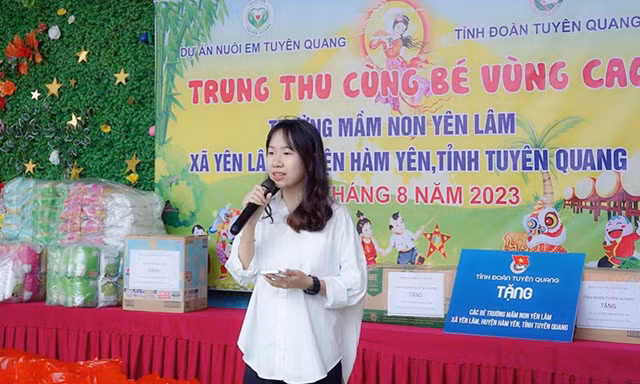 Dự án Trung Thu Cùng Bé Vùng Cao của cô bạn 'Bống Chè Bưởi'