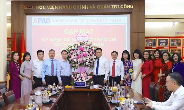 Học viện Hành chính và Quản trị công tổ chức gặp mặt kỷ niệm 100 năm Ngày Báo chí Cách mạng Việt Nam 