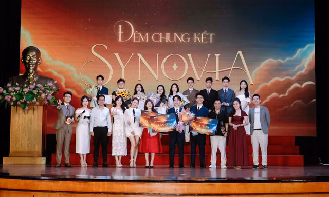 Chung kết ‘Khi Gen Z bật tiếng nói – SYNOVIA 2025’: Gen Z khẳng định tài năng qua từng lời dẫn