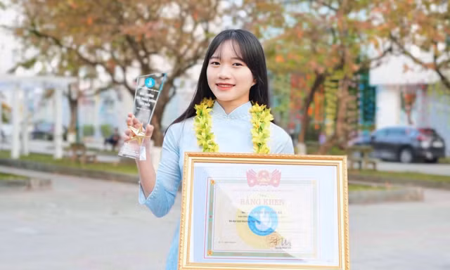Phạm Thị Thu Hà: Đảng viên trẻ xuất sắc, chinh phục học tập, nghiên cứu khoa học và tích cực trong phong trào Đoàn - Hội