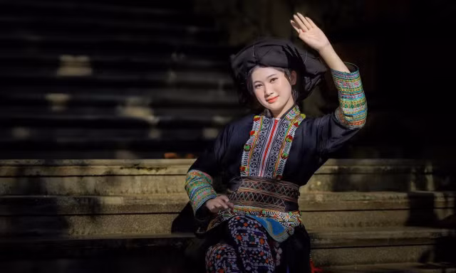 Hành trình từ cô gái người Dao đến thủ khoa ngành Diễn viên trường Sân khấu Điện ảnh Hà Nội