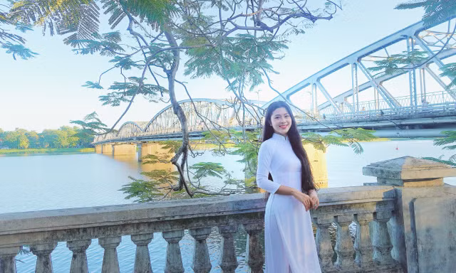 Hành trình tuổi trẻ của nữ sinh yêu ‘xê dịch’ và những rung động trước cố đô Huế