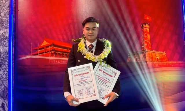 Gặp gỡ nam sinh Ngoại thương ẵm giải quán quân ‘Hùng biện tiếng Trung toàn quốc 2023’