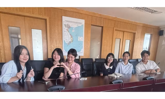 Những ‘nhà báo tập sự’ chập chững vào nghề trong kỳ kiến tập đầu tiên