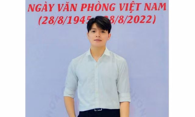 Nam sinh Đại học Nội vụ Hà Nội chia sẻ về công việc tưởng như nhàn nhã