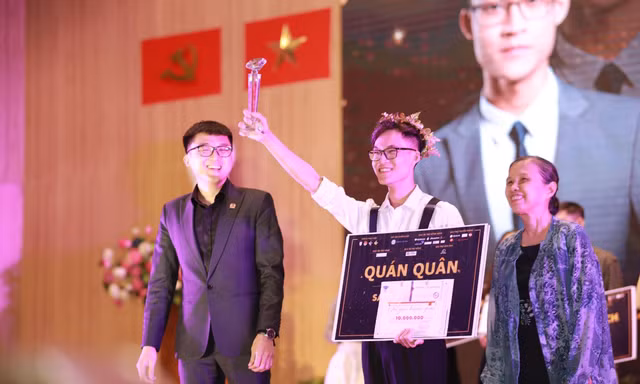 Quán quân Say to Succeed 2022: 'Hành trình theo đuổi sự học và sự tử tế'