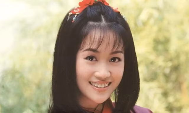 Không nhận ra 'Chúc Anh Đài' Lương Tiểu Băng ở tuổi 53
