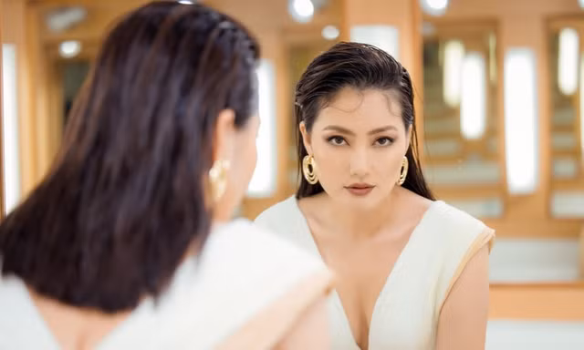 Showbiz 8/5: Ngọc Lan đáp trả khi bị mỉa mai 'nợ ngành bảo hiểm lời xin lỗi'