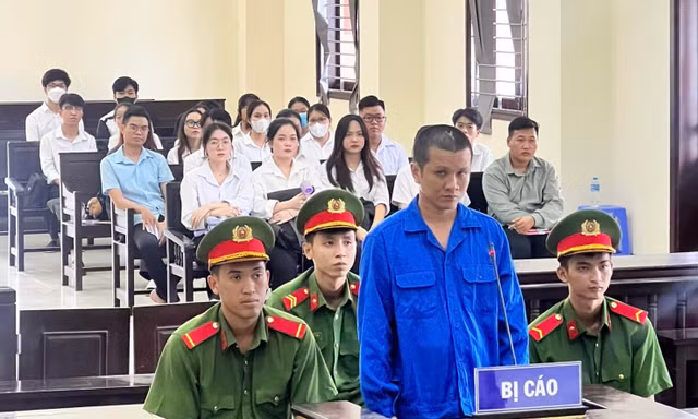 Bị vây đánh, nạn nhân thành hung thủ sát hại 2 người