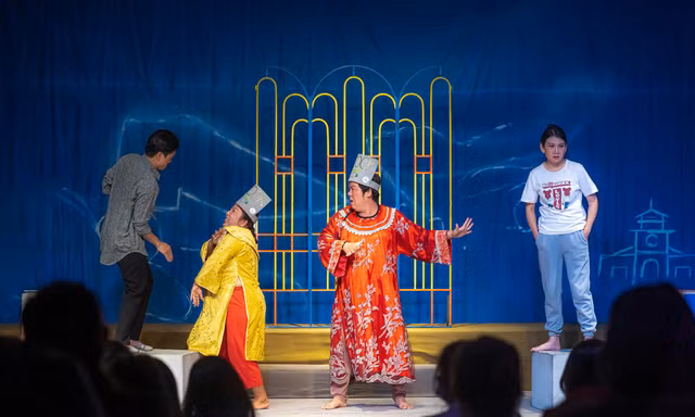 Niềm vui lớn khi sân khấu kịch sáng đèn đầu xuân