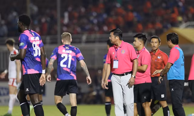 GĐKT Lê Huỳnh Đức rút lui khỏi Sài Gòn FC