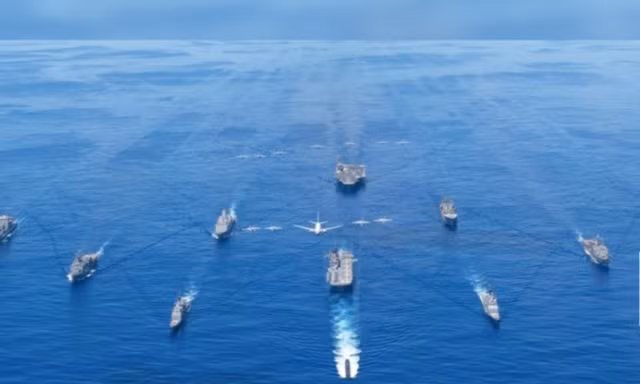 Mỹ tăng ngân sách quốc phòng trong 3 năm liên tiếp vì lo ngại các đối thủ như Nga và Trung Quốc. (Ảnh: US Navy)