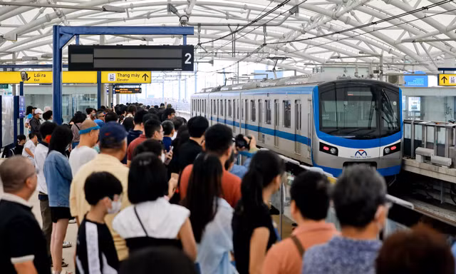 Miễn phí đi metro TPHCM đến hết năm 2025 cho những ai?