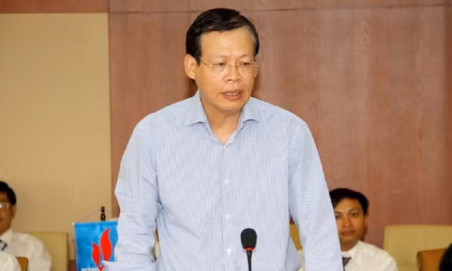 Ông Phùng Đình Thực