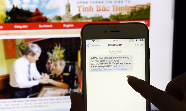 Bắc Ninh: Gửi giấy mời họp qua tin nhắn