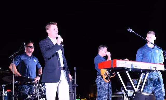 Ngài Tim Liston, Quyền Tổng lãnh sự quán Mỹ tại TP.HCM mong buổi giao lưu sẽ góp phần thắt chặt tình hữu nghị giữa hai dân tộc. Ảnh: Giang Thanh