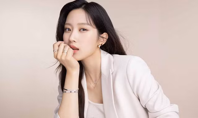 Một quý cô trưởng thành luôn cư xử khéo léo và đúng đắn trong mọi tình huống