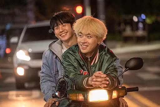Bạn bè thì nhiều nhưng muốn giữ "tình bạn diệu kỳ" bền lâu cần làm 7 điều này