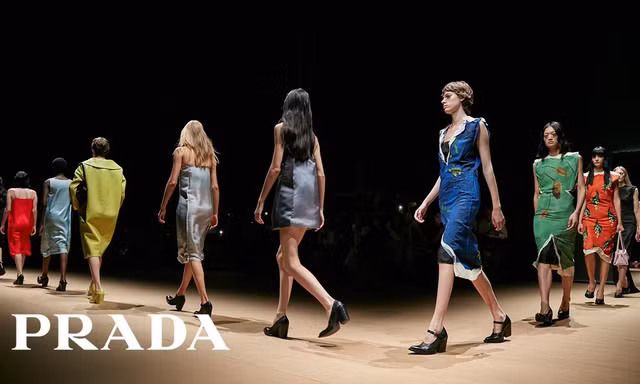 Sự kiện chấn động giới thời trang: Prada lật đổ triều đại thống trị của Gucci, LV tụt hạng