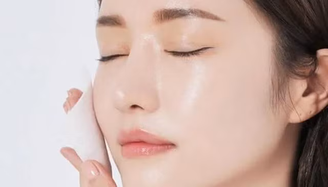 Gợi ý thói quen dưỡng ẩm phù hợp với từng loại da giúp bạn tránh bị nổi mụn