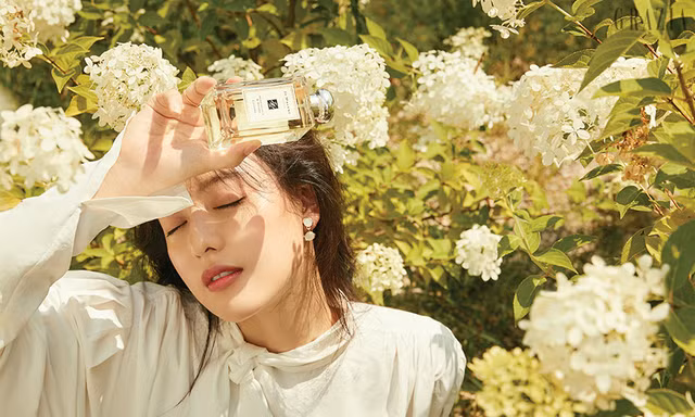 Đây là lý do Jennie BLACKPINK, Kim Ji Won ưa chuộng những mùi nước hoa này
