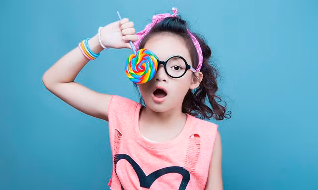 Quán quân Bước Nhảy Hoàn Vũ nhí Linh Hoa dễ thương trong bộ ảnh mới.