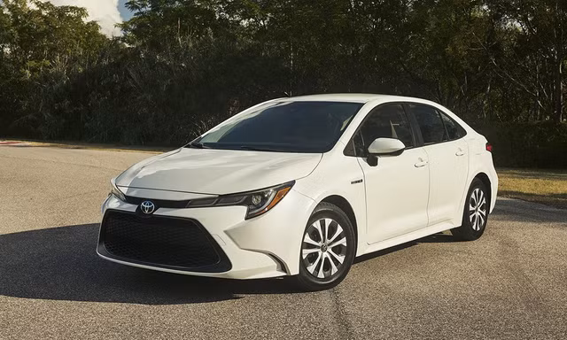 Toyota Corolla Altis mới được đăng ký tại Việt Nam