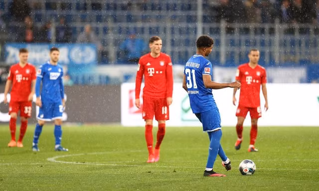 Bayern Munich tạo nên trận đấu kỳ lạ tại Bundesliga
