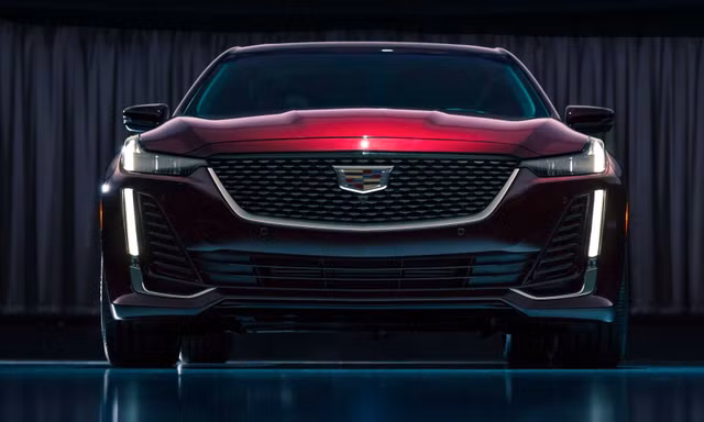 Sedan hạng sang Cadillac CT5 mới lộ những hình ảnh đầu tiên