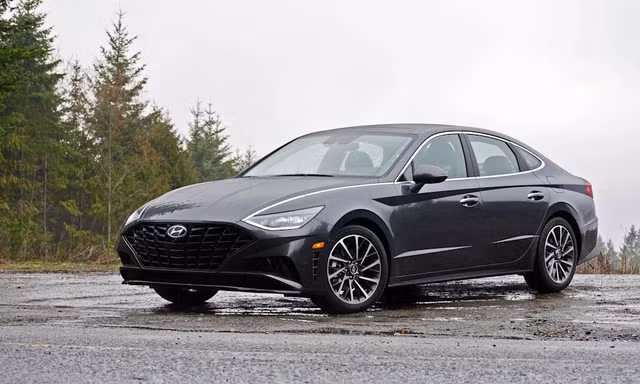 Hyundai Sonata thế hệ mới bị triệu hồi do lỗi phần mềm