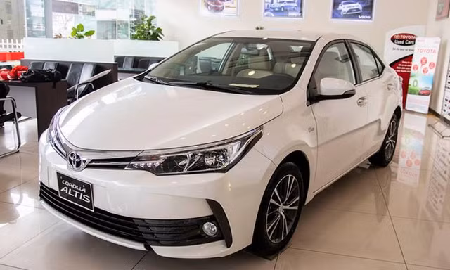 Toyota Corolla Altis bị triệu hồi lần ba do lỗi bơm nhiên liệu