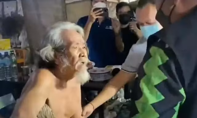 Thái Lan: Thầy tu rởm bị bắt khi sống cùng 11 thi thể