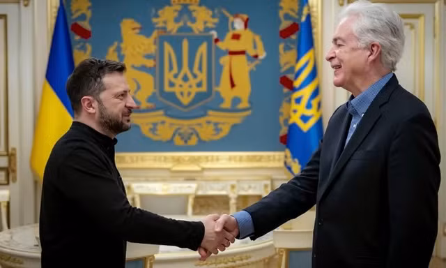 Giám đốc CIA bất ngờ đến Kiev, Nga lên tiếng