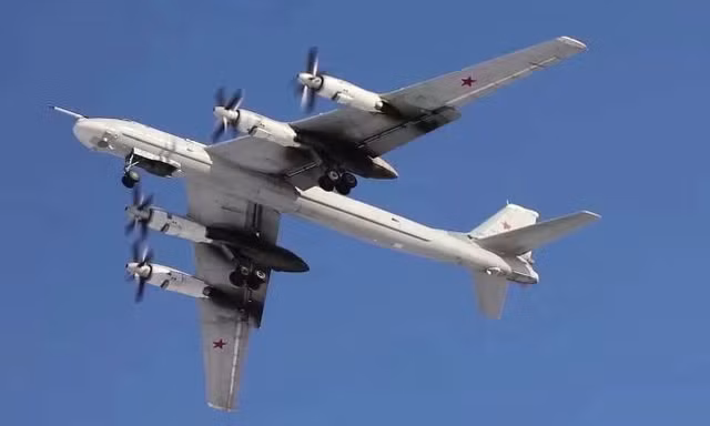 Xung đột Nga - Ukraine ngày 23/1: Tám máy bay ném bom Nga xuất kích, nhiều tiếng nổ vang lên ở Kiev