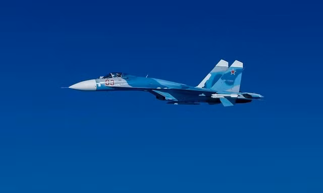 Một người bị bắt vì nghi gửi ảnh máy bay quân sự Nga cho Ukraine