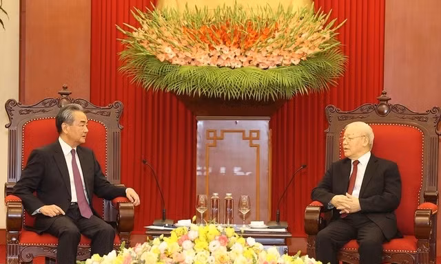Tổng Bí thư Nguyễn Phú Trọng tiếp Bộ trưởng Ngoại giao Trung Quốc Vương Nghị