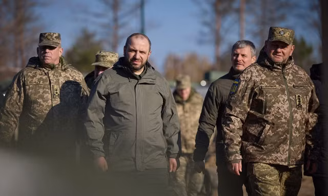 Kiev điều tra vụ ‘Nga phóng tên lửa đạn đạo vào lễ trao thưởng của quân đội Ukraine’