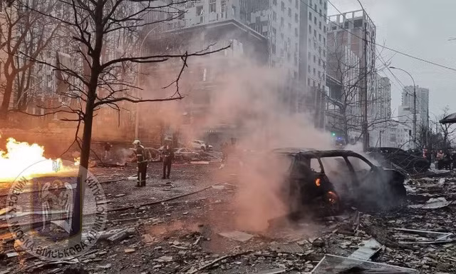 Xung đột Nga - Ukraine ngày 20/12: Nhiều tiếng nổ lớn vang lên ở Kiev, nghi bị Nga tấn công bằng tên lửa siêu thanh