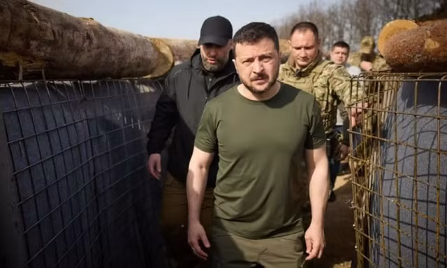 Xung đột Nga - Ukraine ngày 9/4: Tổng thống Zelensky kiểm tra tiến độ xây dựng công sự ở gần biên giới Nga
