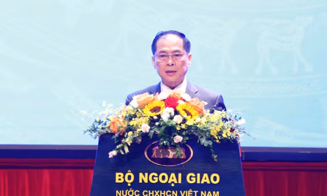 Phó Thủ tướng nói về giá trị của những thỏa thuận lịch sử trên bàn đàm phán 