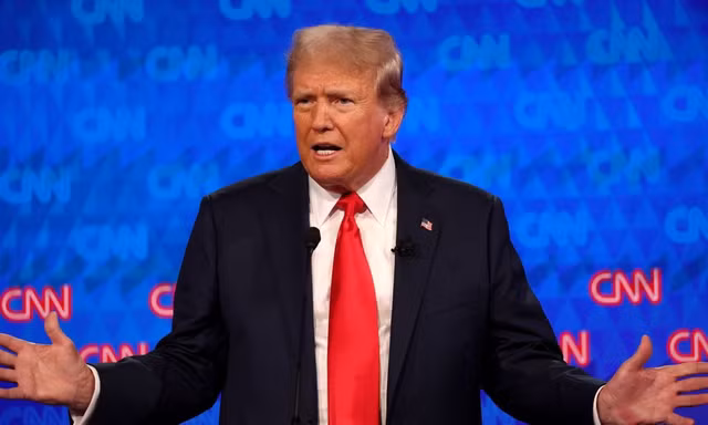 Nhóm của hai ông Trump - Biden đều tuyên bố chiến thắng trong cuộc tranh luận đầu tiên