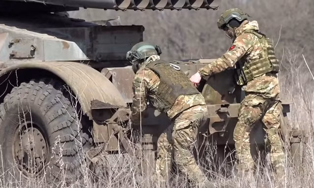 Quân đội Nga tấn công các sân bay quân sự của Ukraine, giành 5 khu định cư trong một tuần