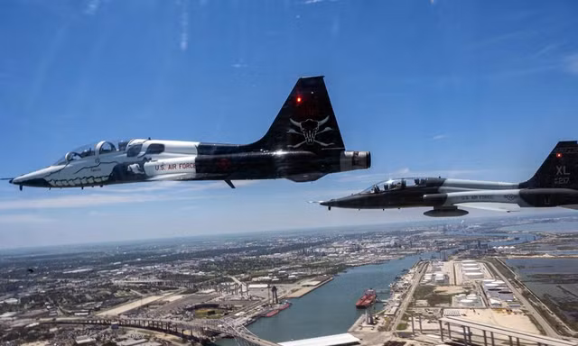 Hai máy bay T-38 Talon. Ảnh: Không quân Mỹ