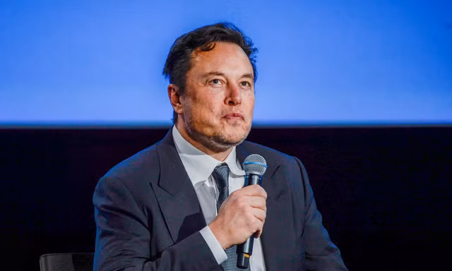 Tỷ phú Elon Musk đề nghị phỏng vấn Phó Tổng thống Mỹ Kamala Harris
