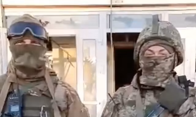 Công ty quân sự Nga tuyên bố kiểm soát toàn bộ Soledar, bao vây lực lượng Ukraine