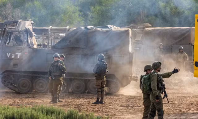 Israel phóng hai tên lửa vào thành phố Naqoura của Li-băng