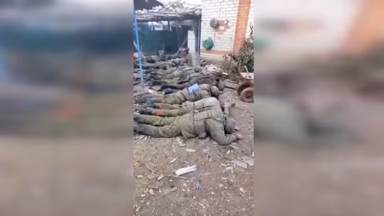 Nga cáo buộc Ukraine hành quyết tù binh chiến tranh