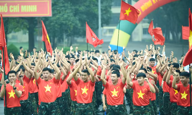 Tuổi trẻ Lục quân 1 ghi dấu ấn với màn nhảy dân vũ sôi động